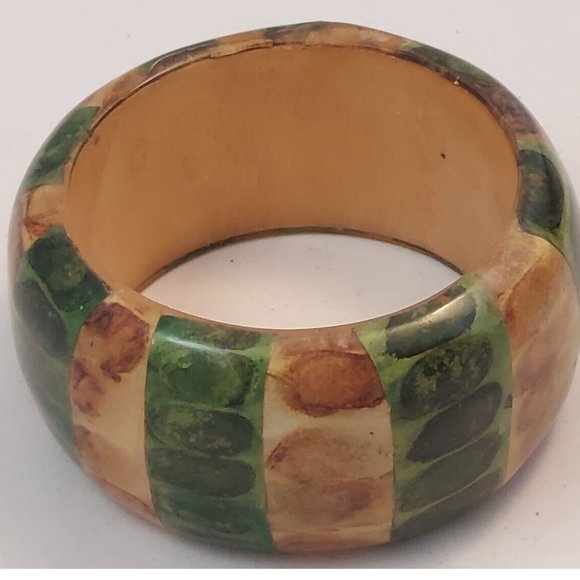 KENNETH JAY LANE CHUNKY BANGLE BRACELET LUCITE BAMBOO WOOD GREEN BROWN 1.5" VTG - Picture 8 of 8